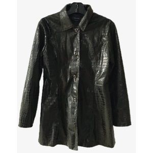 Selene Sport black jacket size 6 faux animal print